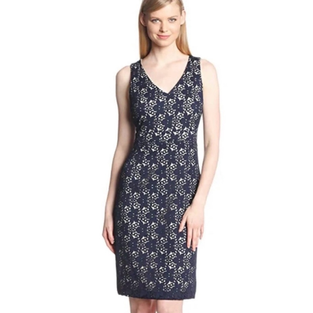 JONES New York - Navy Lace Overlay Shift Dress. Sleeveless, V-neck. Size 14